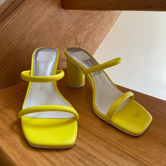 Dolce Vita Sandal Heels - yellow - size 6 - Picture 3 of 3